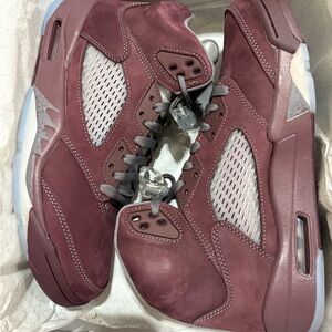 Jordan 5  Maroon and Gray Sneakers size 9.5m